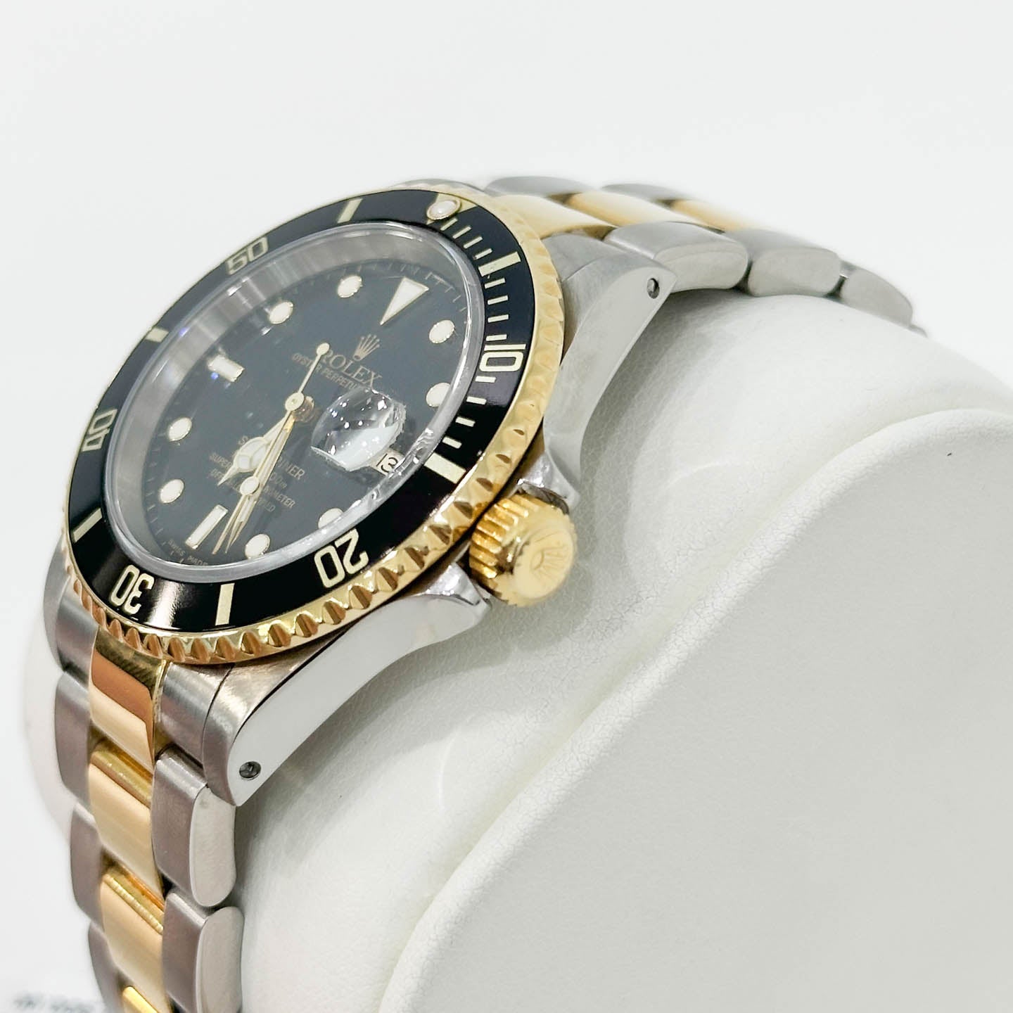 Rolex Submariner 40 Black Stainless/18KT Gold