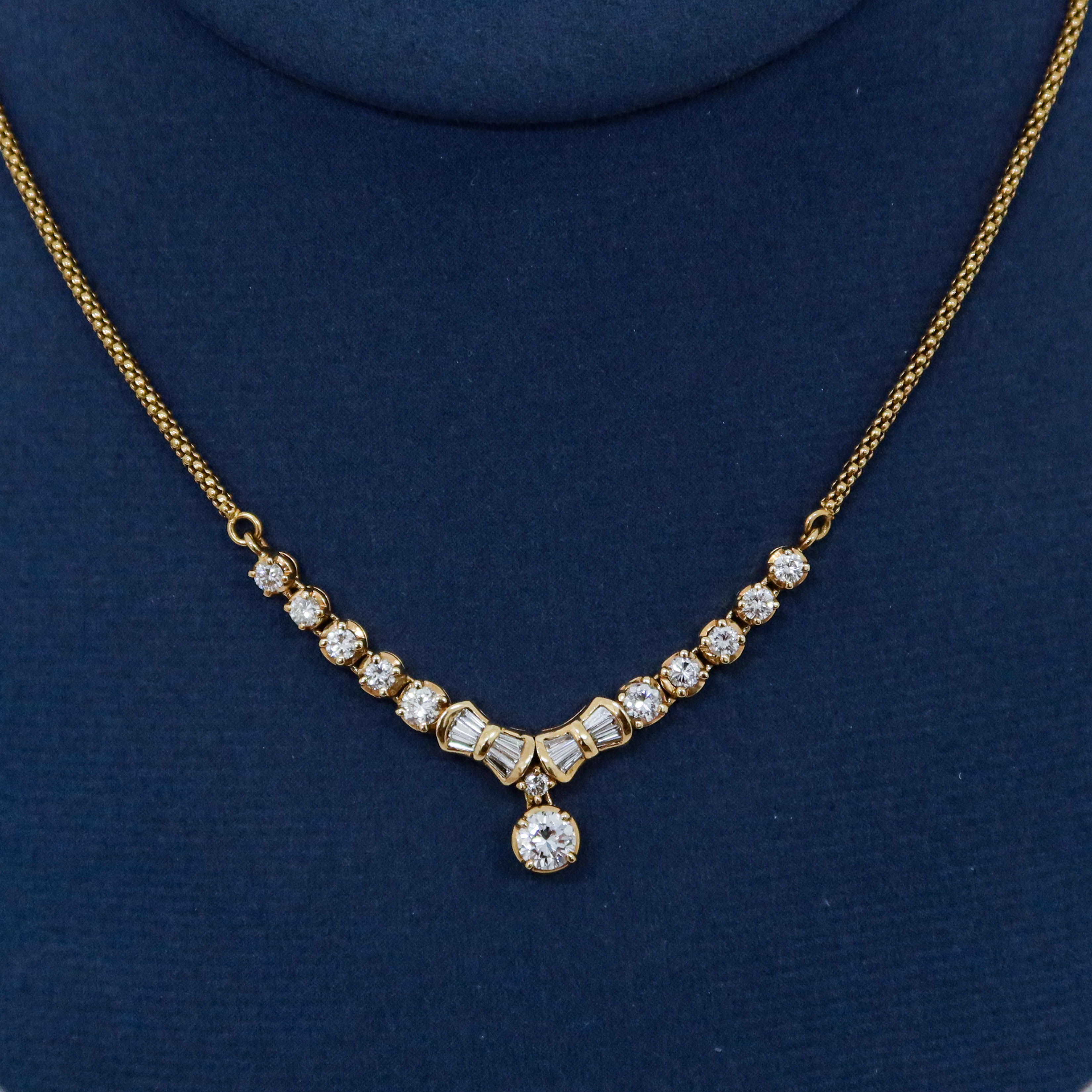 18kt Yellow Gold Multi Shape Natural Diamond Necklace