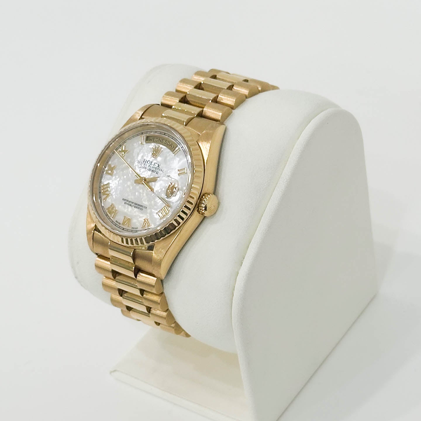 Rolex Day-Date 36 MOP Dial 18K Gold 18238