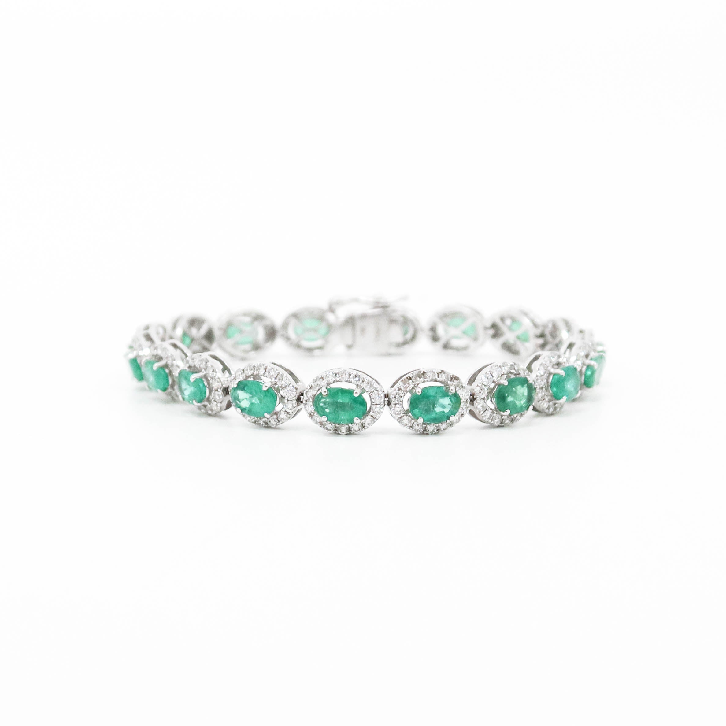 Oval Cut Natural Emerald Diamond Bracelet - 14kt White gold